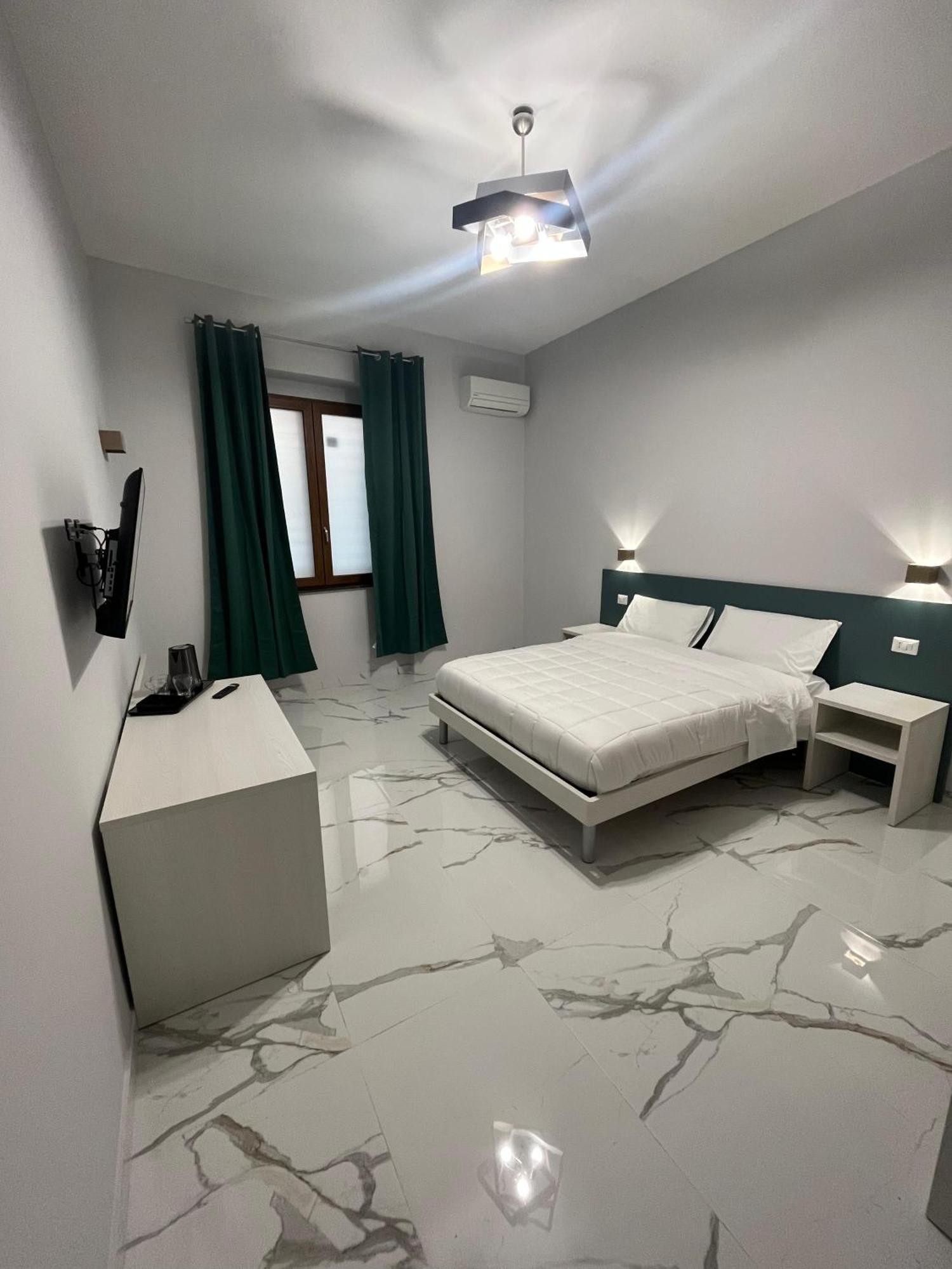 نابولي B&B Cadifra Portapiccola المظهر الخارجي الصورة